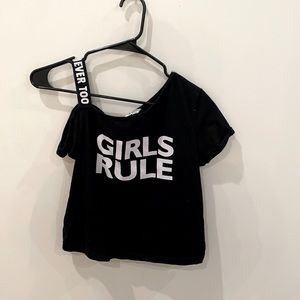 Cute t shirt for girls never worn and clean